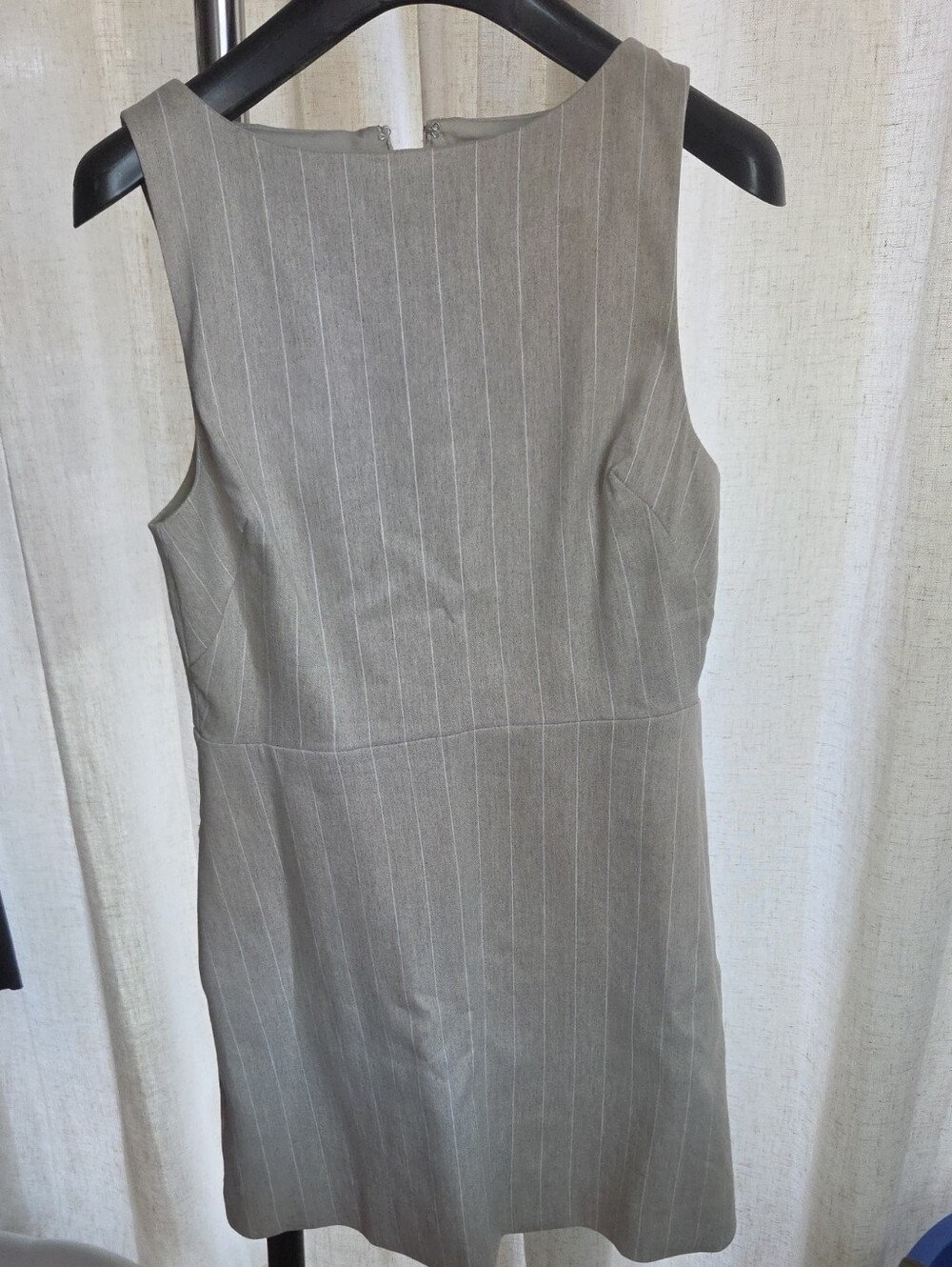 Aritzia Babaton Sleeveless Pinstripe Shift Dress